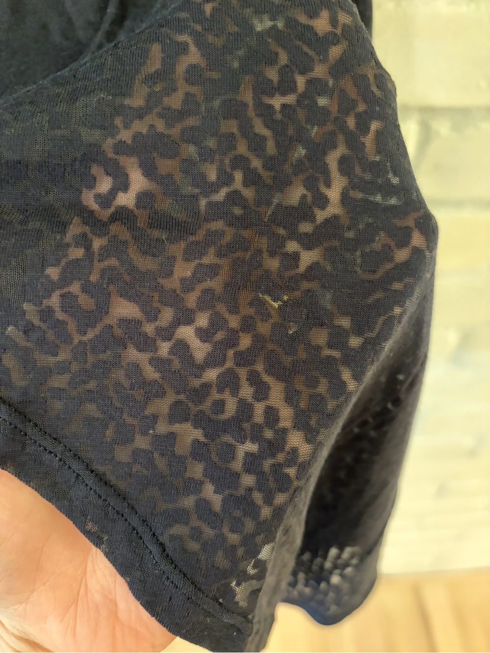 Lululemon Loop Around Tee - Picture 5 of 5